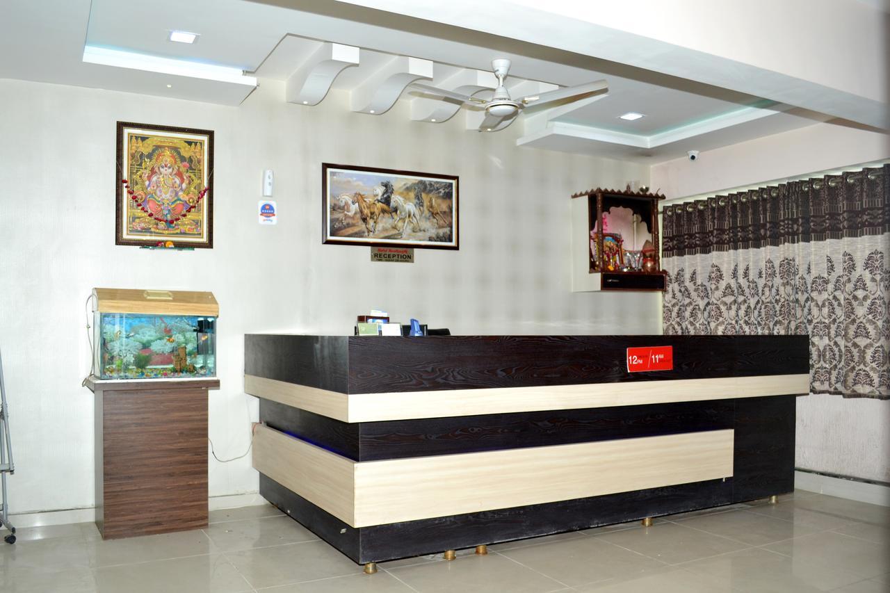 Hotel Neelkanth Residency Gandhinagar Kültér fotó
