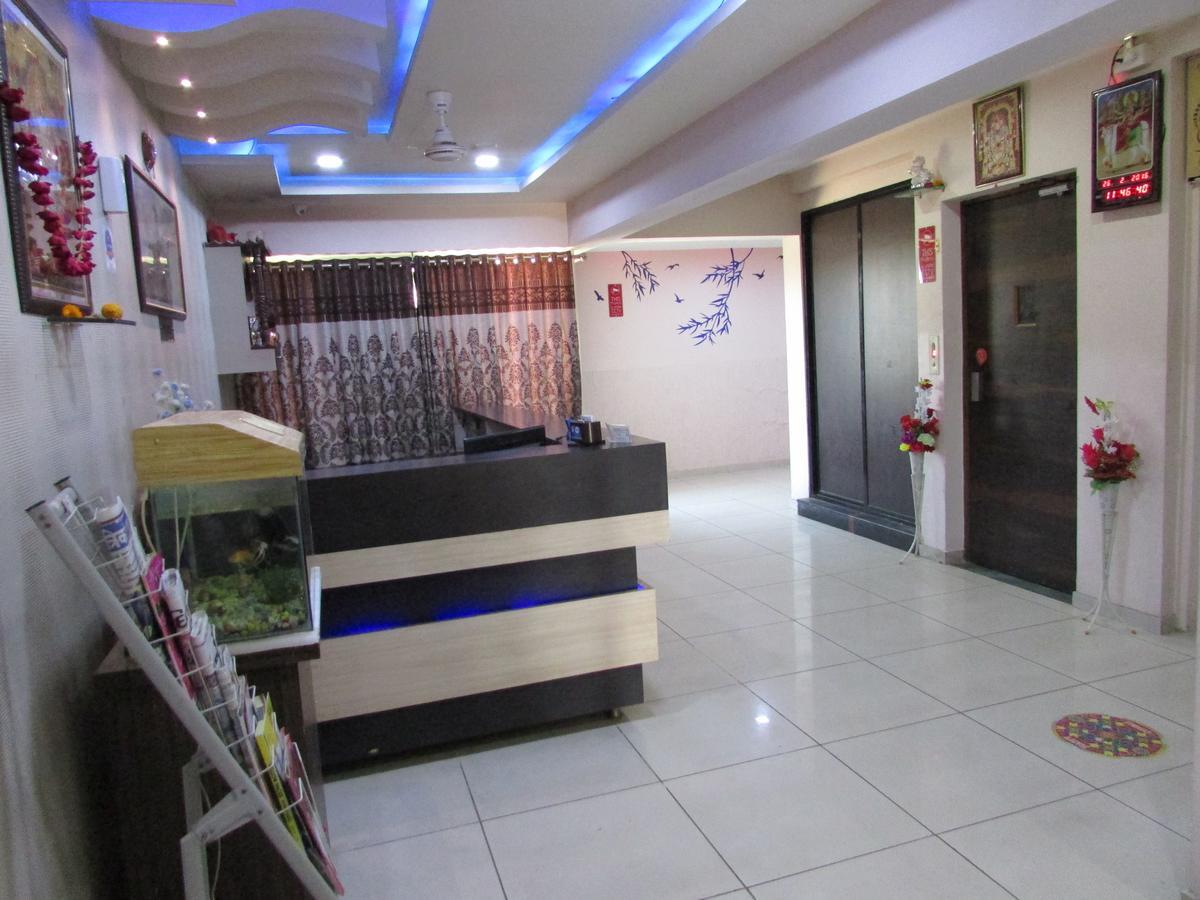 Hotel Neelkanth Residency Gandhinagar Kültér fotó