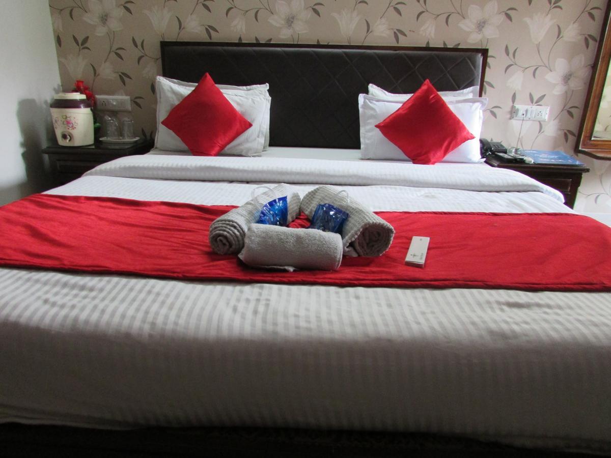 Hotel Neelkanth Residency Gandhinagar Kültér fotó
